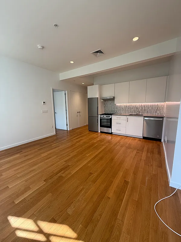 3N - 4 St. Mark’s Place