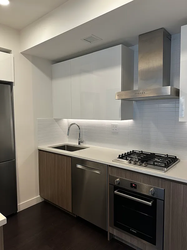 5B - 7 East 30th Street